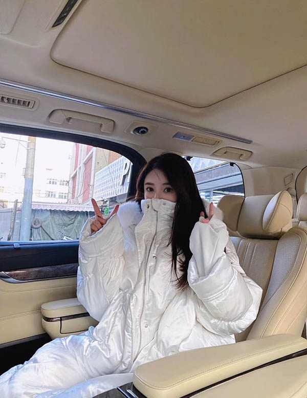 洛杉矶模特预约微信
